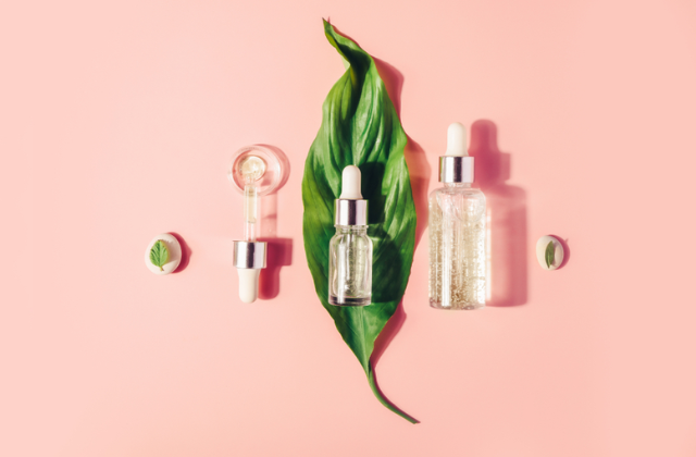 Kumkuamdi serum, leaf and applicator